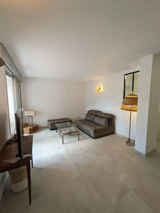 2 Pieces Lumineux A Cagnes Sur Mer Cagnes-sur-Mer